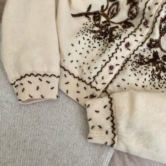 Vintage Cream Lambswool Beaded Cardigan Sweater - Picture 5 of 14